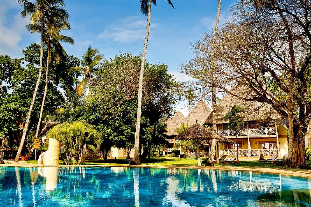 Neptune Palm Beach Boutique Resort and Spa