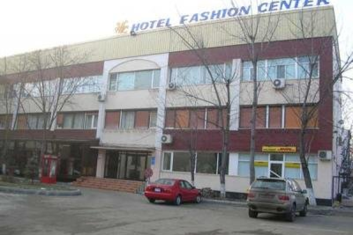 FASHION CENTER