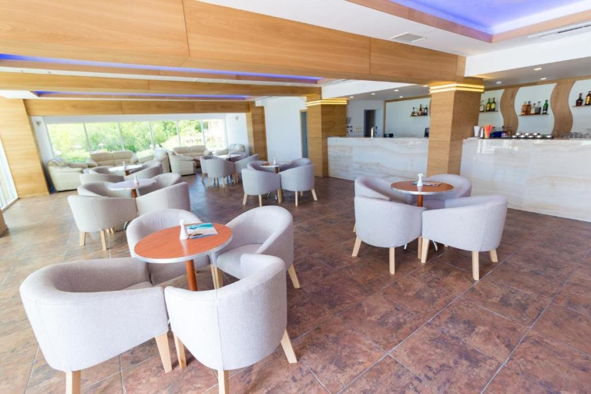 BILYANA BEACH - Adults Only 16+