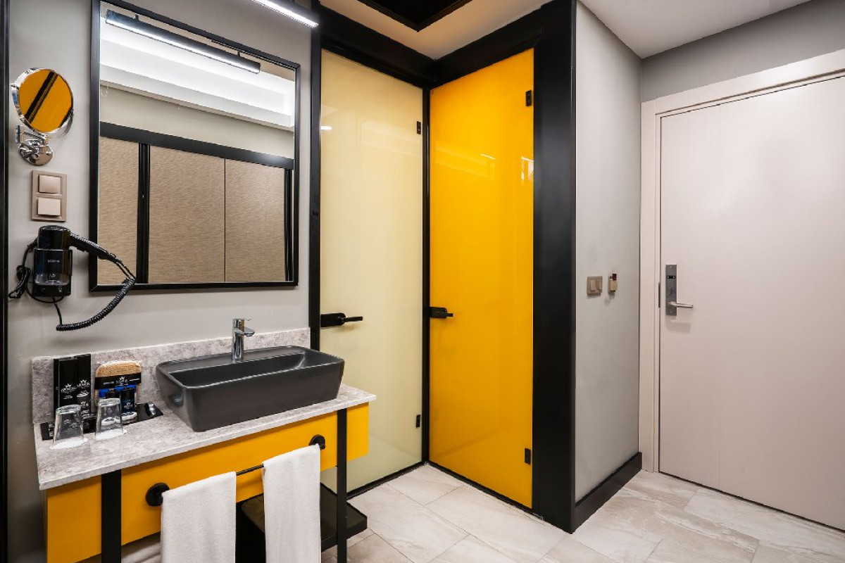 ARNOR DE LUXE HOTELSPA