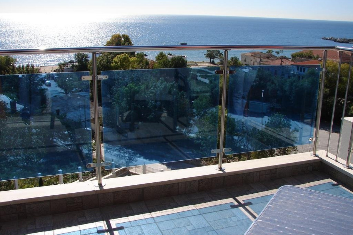 Royal Cove ApartHotel