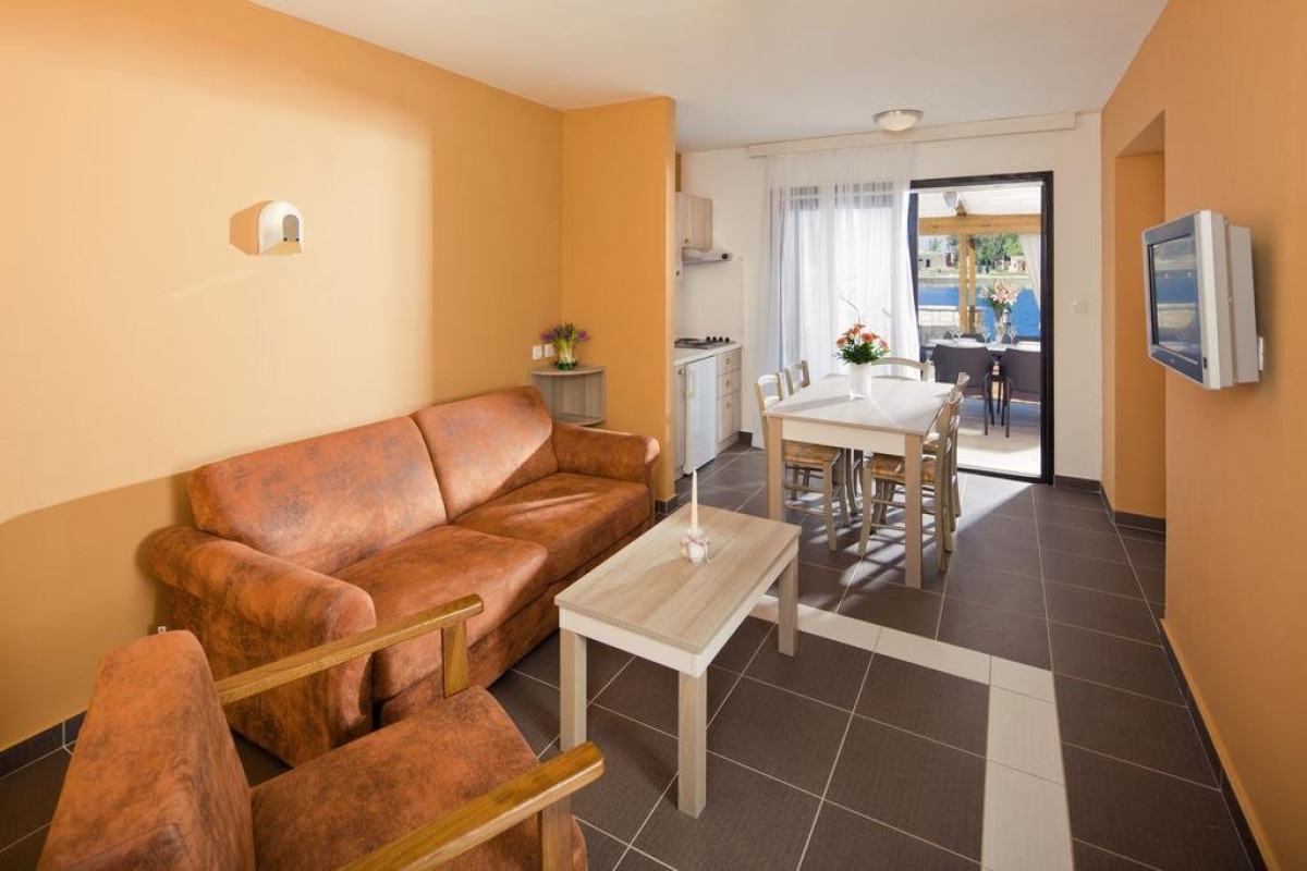 Sol Amfora Apartments (Umag)