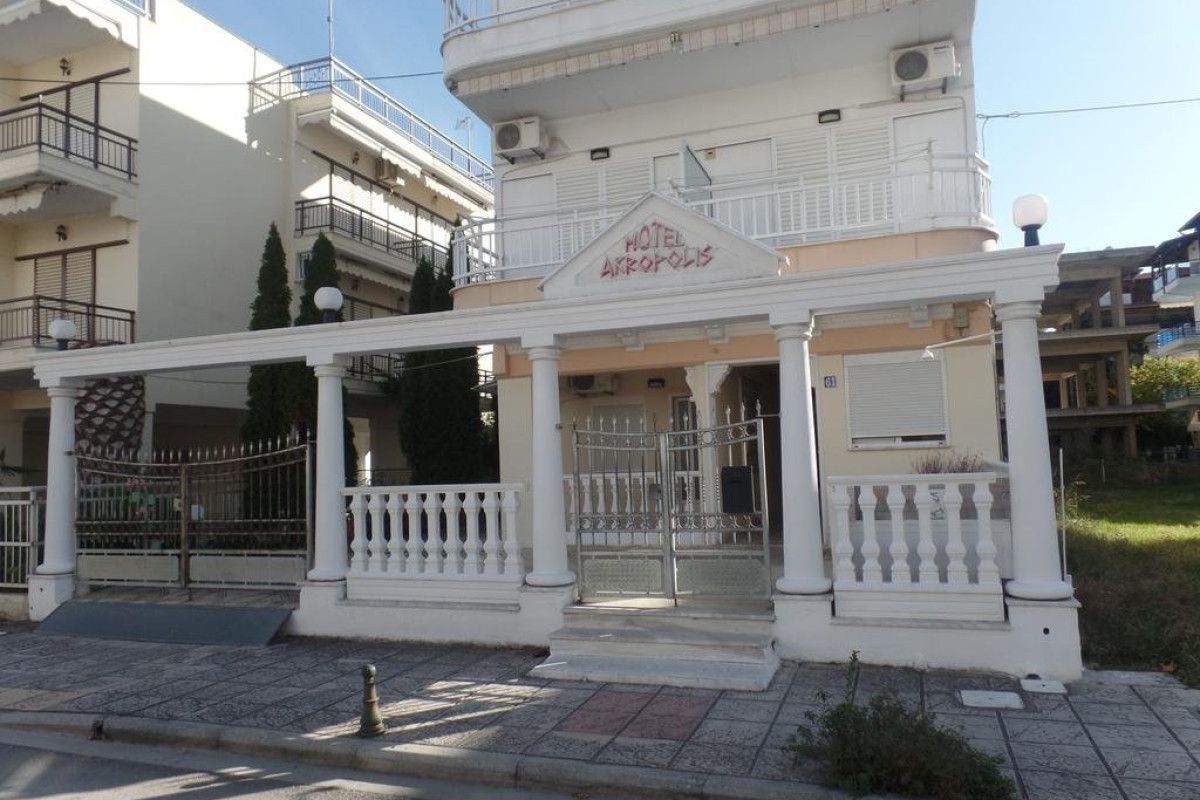 Acropolis Hotel (Olympic Beach)