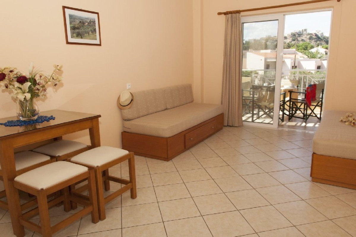 Blue Sky Apartments - Agia Marina