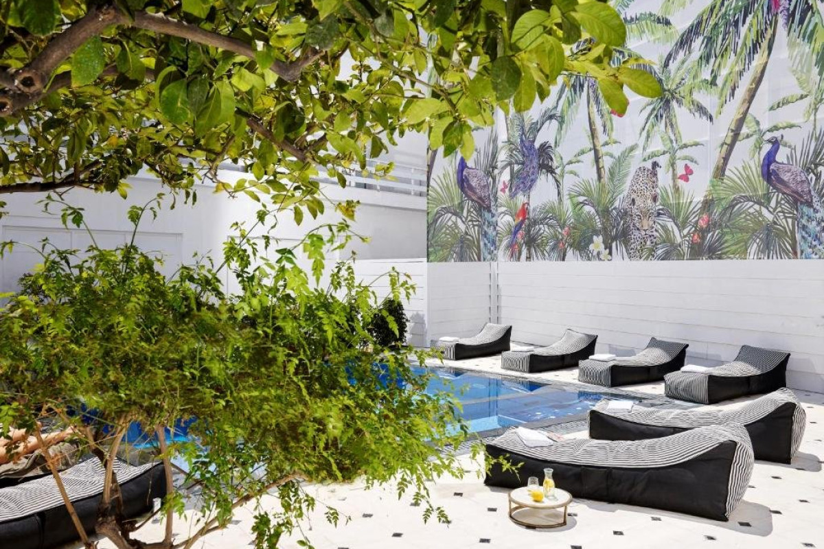 Vasia Boulevard Boutique (adults only)