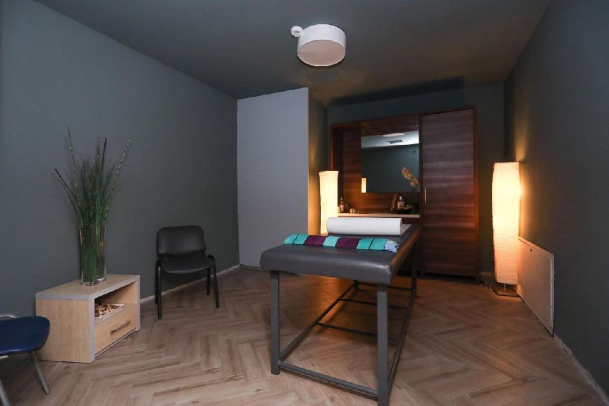 Bacolux Diana Resort CMD
