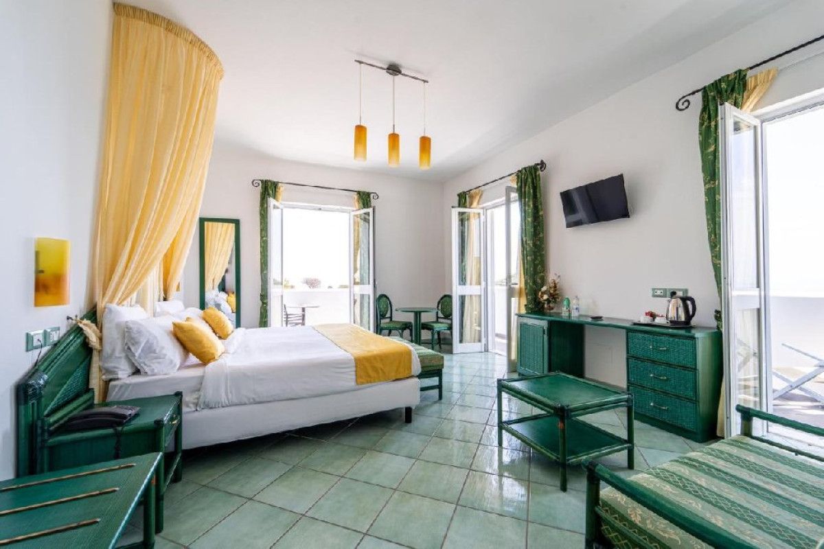 Hotel Romantica Resort and Spa