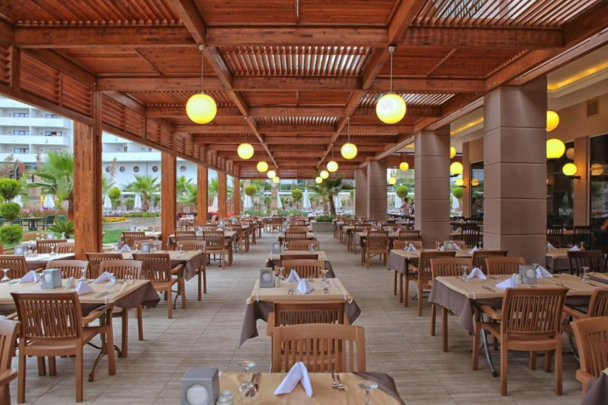 DIZALYA PALM GARDEN
