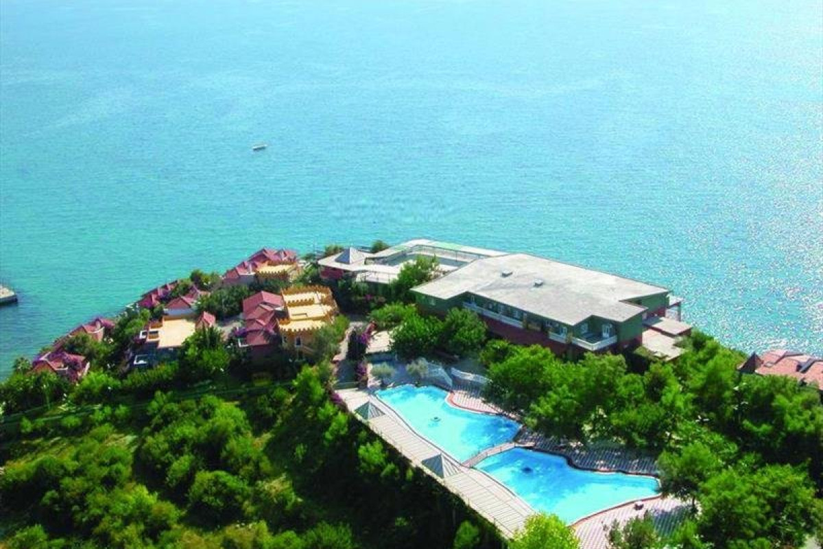 SENZA GARDEN HOLIDAY CLUB