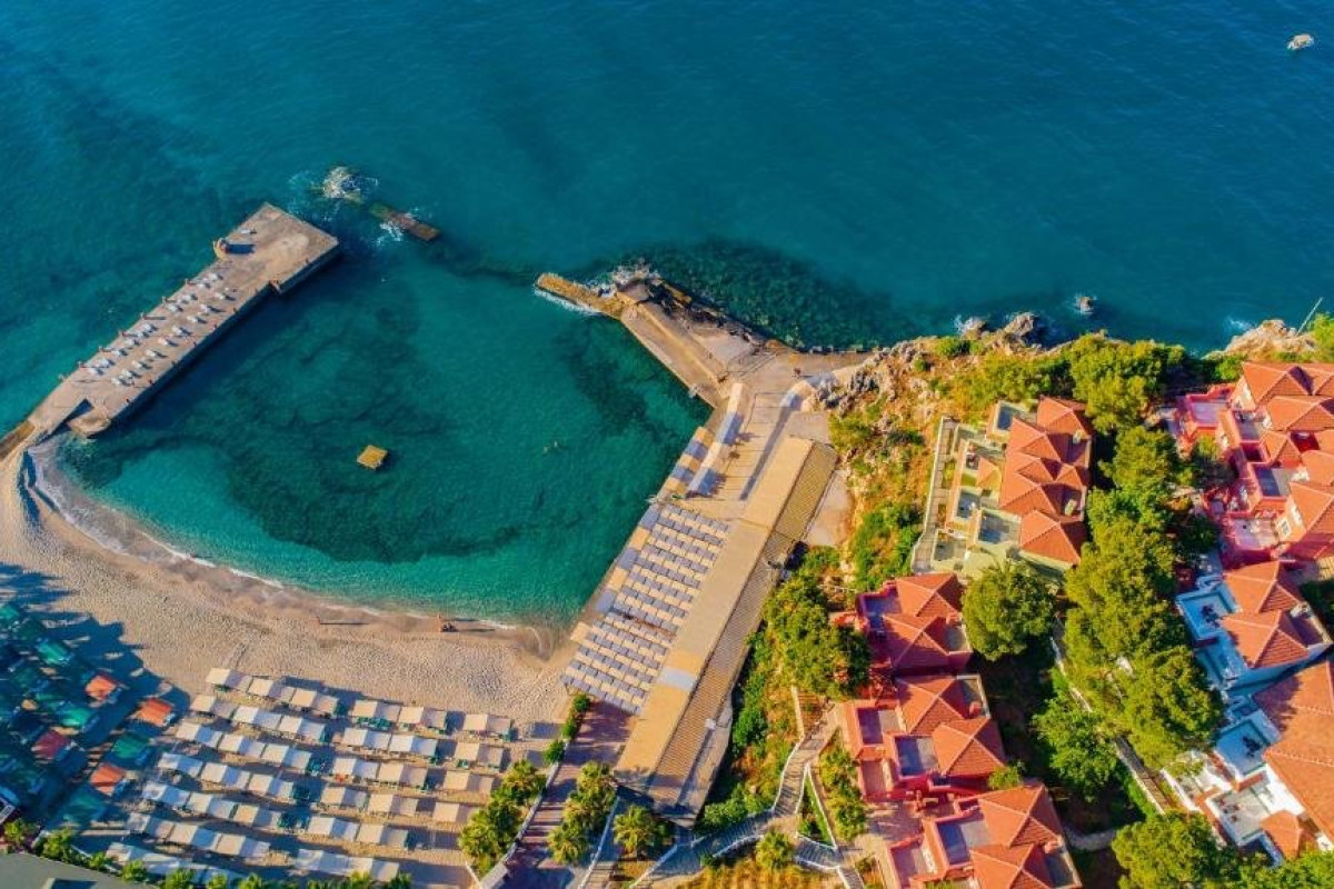SENZA GARDEN HOLIDAY CLUB