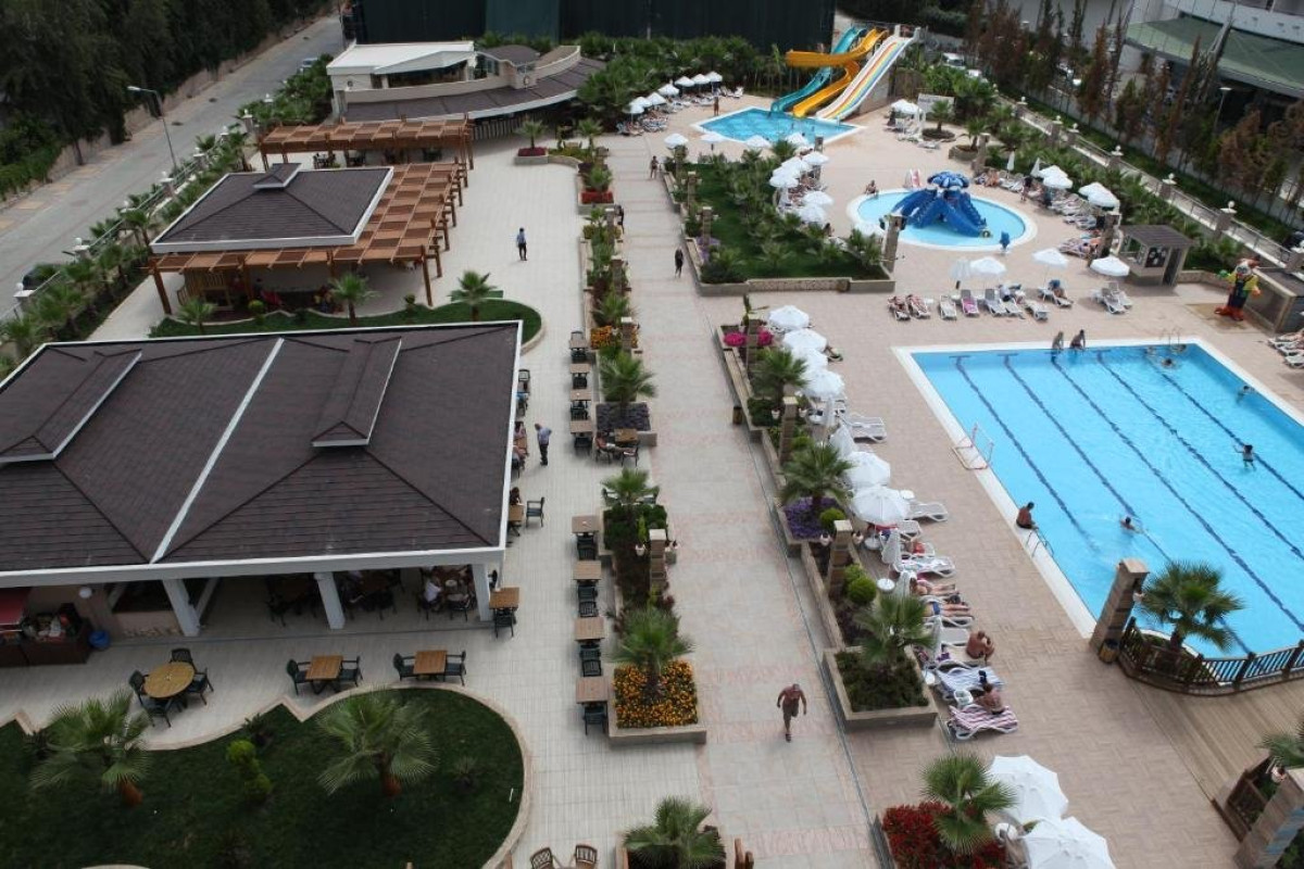 DIZALYA PALM GARDEN