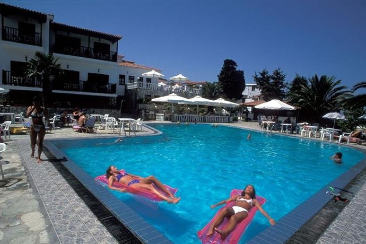 Dionyssos