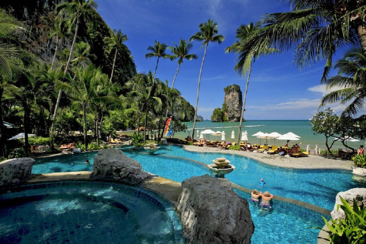 Centara Grand Beach Resort and Villas
