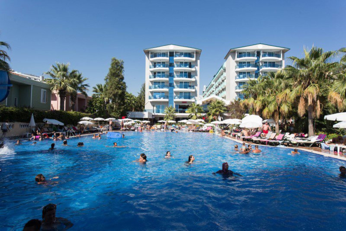 CONCORDIA CELES HOTEL