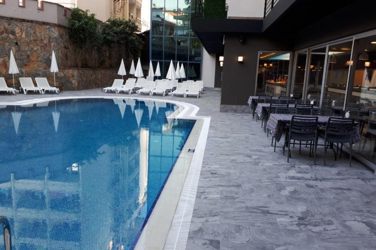 RAMIRA CITY HOTEL (ADULTS ONLY)