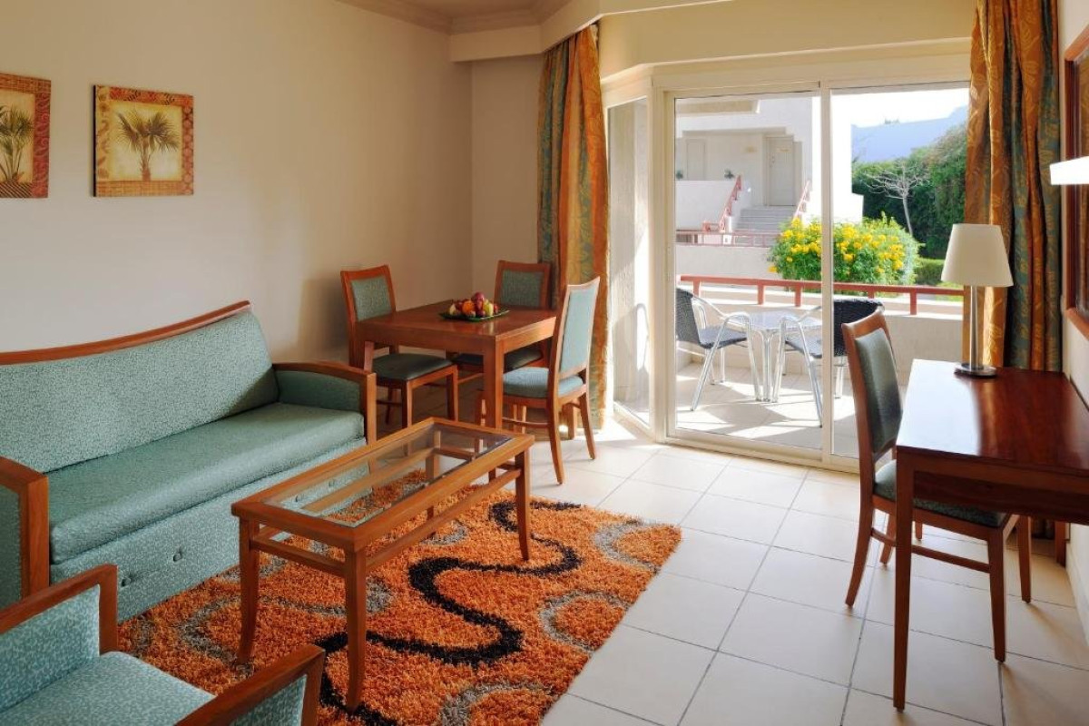 Naama Bay Promenade Resort (Ex Marriot Beach)