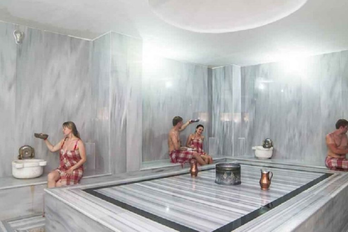 CONCORDIA CELES HOTEL