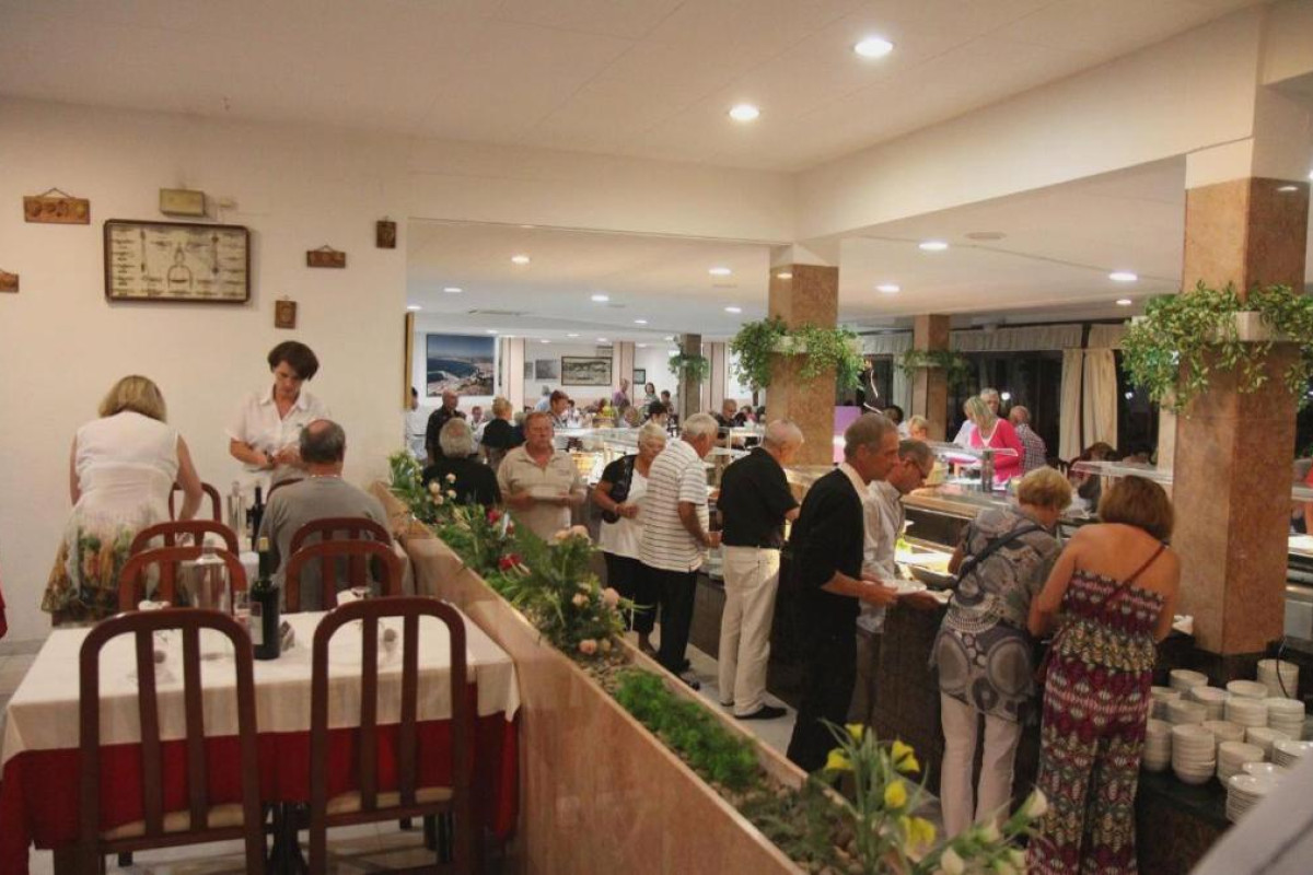 UNIVERS HOTEL