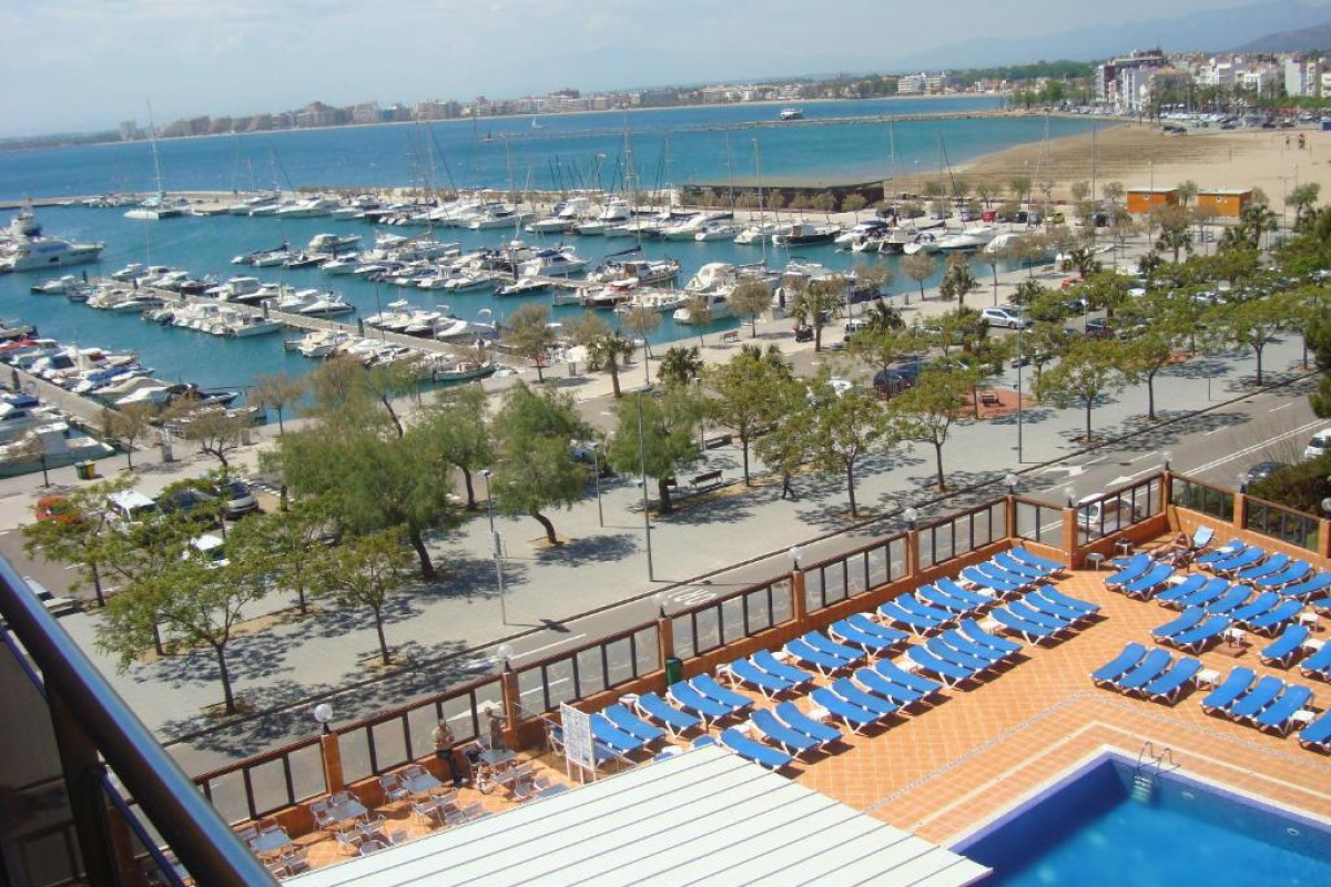 UNIVERS HOTEL