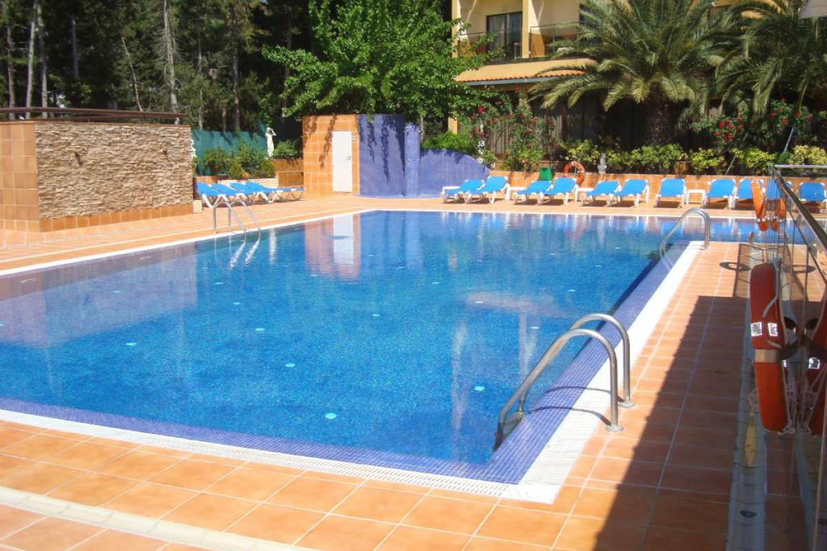 UNIVERS HOTEL