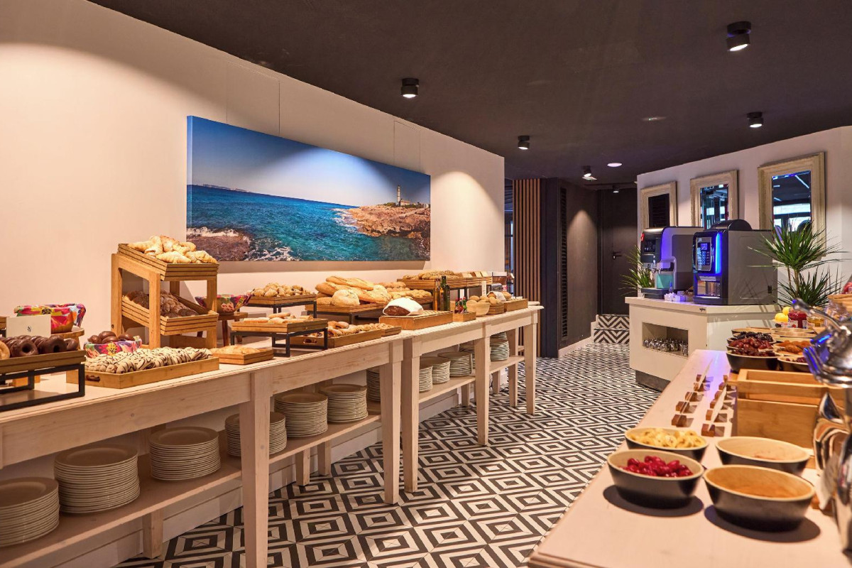 UNIVERSAL HOTEL NEPTUNO - ADULTS ONLY