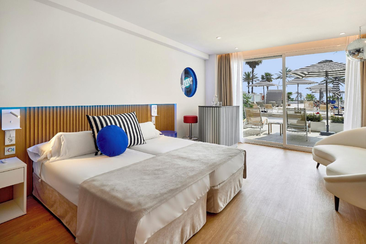UNIVERSAL HOTEL NEPTUNO - ADULTS ONLY