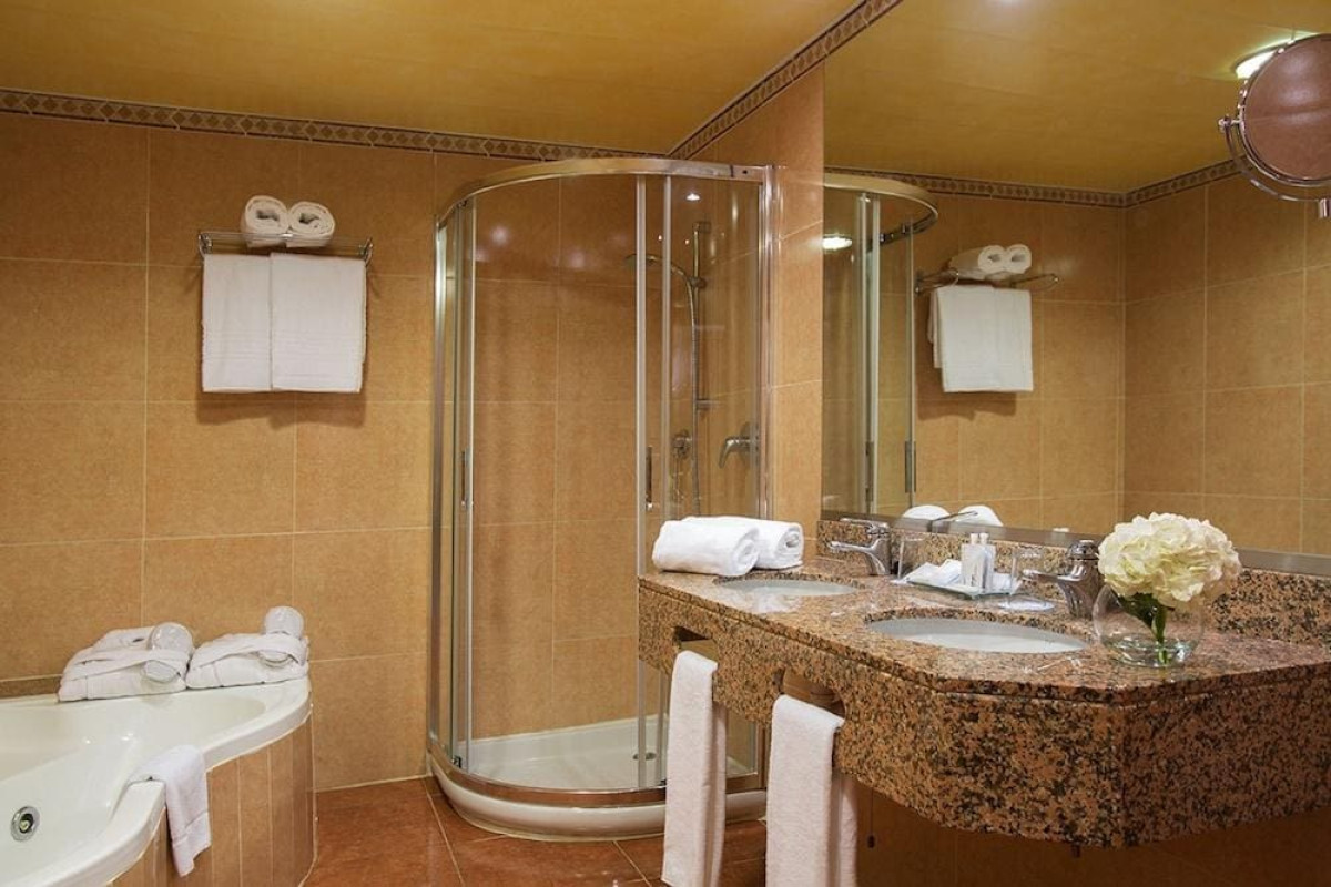 UNIVERSAL HOTEL NEPTUNO - ADULTS ONLY