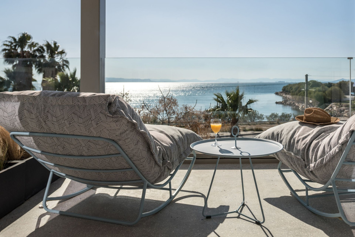 Alimos Urban Suites