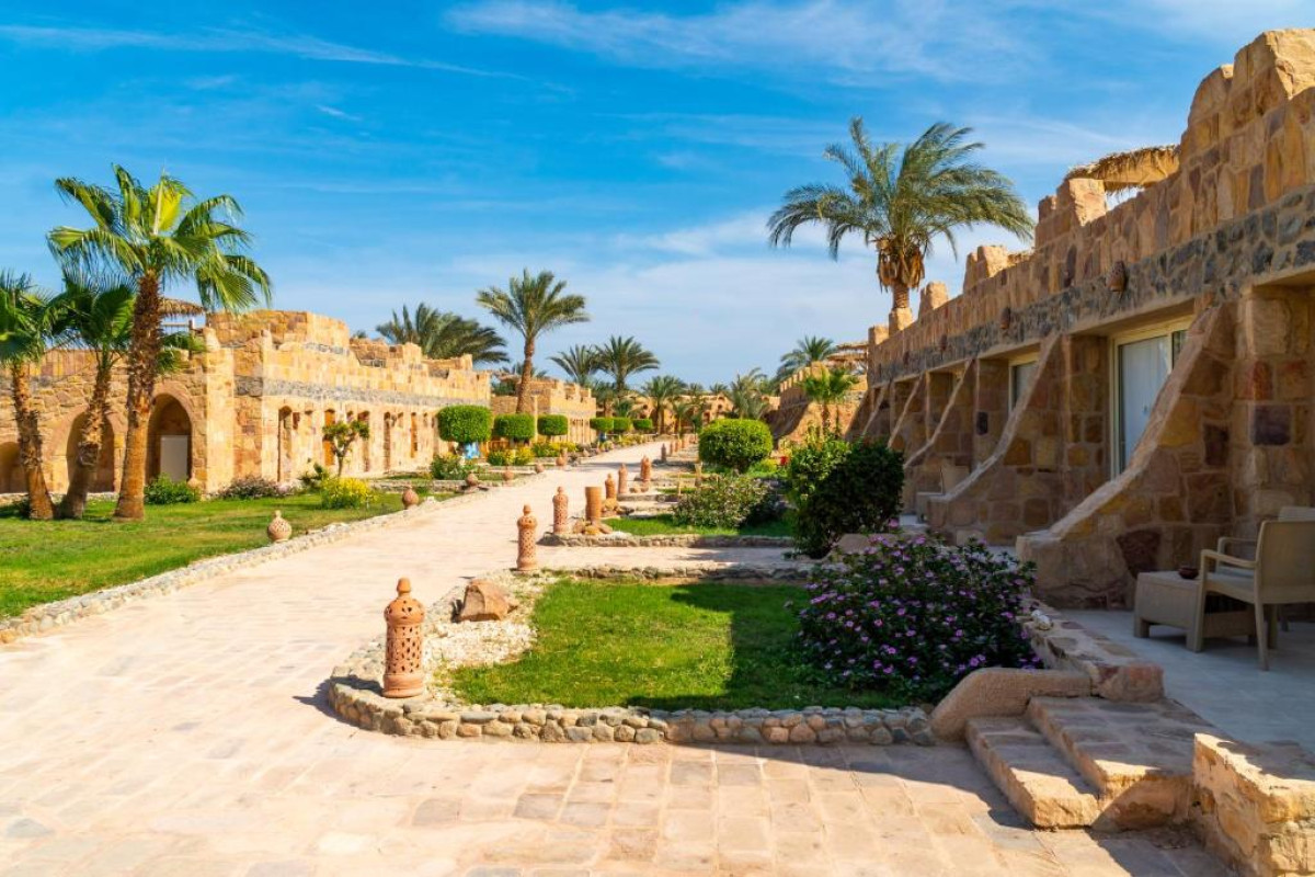 Utopia Beach Club Resort