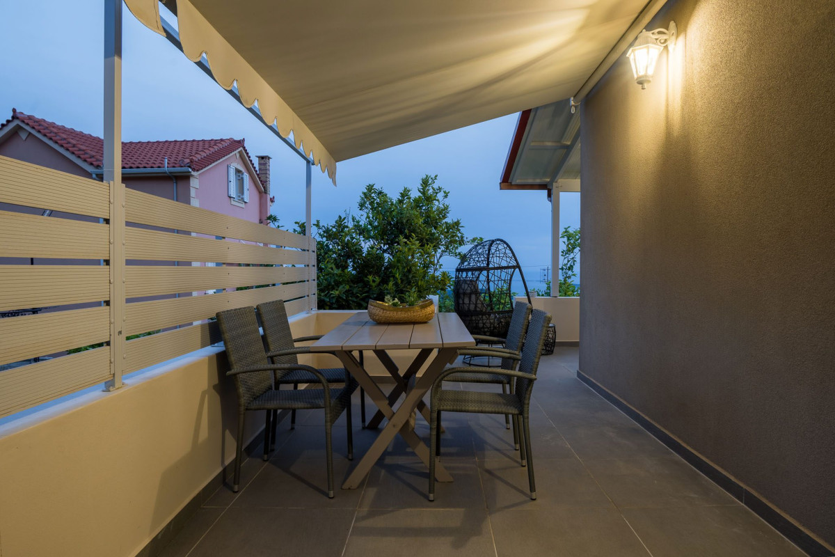 V  V Boutique Villa