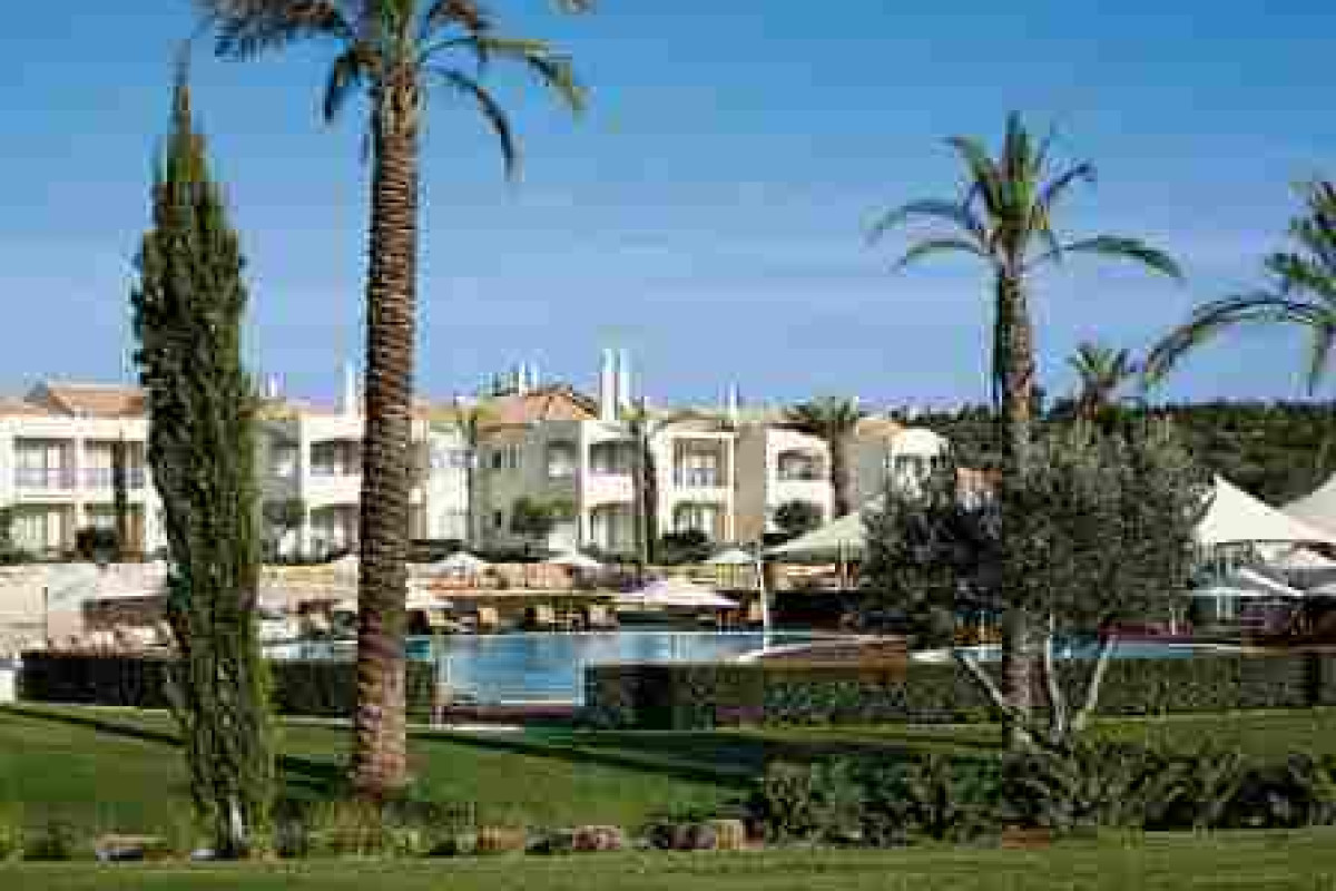 Vale dOliveiras Quinta Resort  Spa