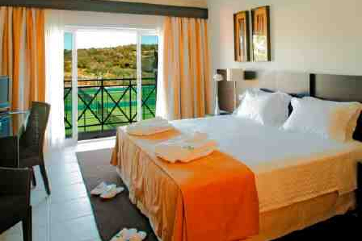 Vale dOliveiras Quinta Resort  Spa