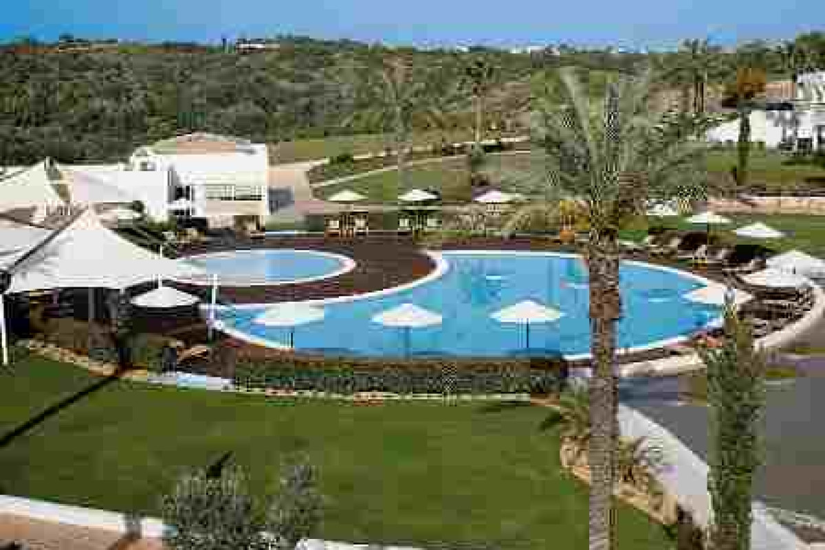 Vale dOliveiras Quinta Resort  Spa