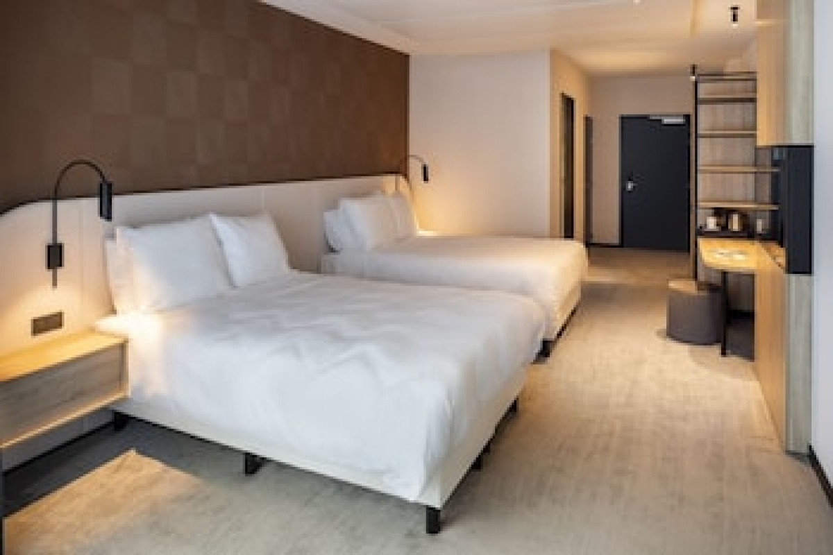 VAN DER VALK GENT