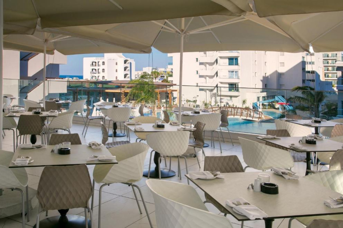 Vangelis Hotel and Suites