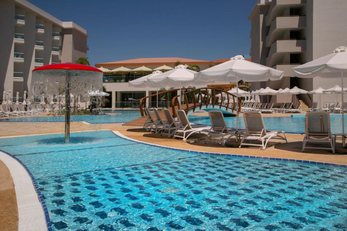 Vangelis Hotel and Suites
