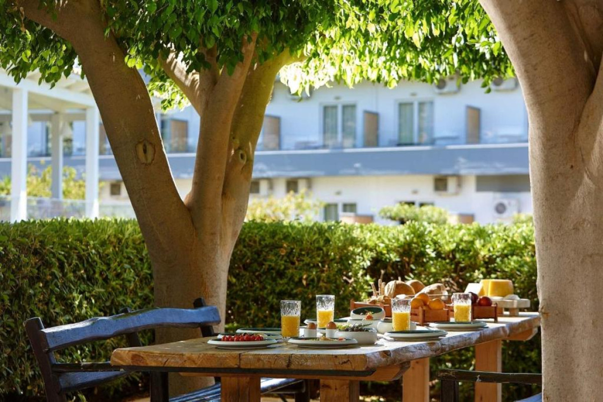 Vasia Ormos Hotel