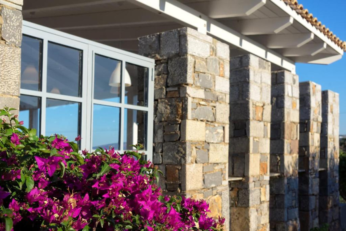 Vasia Ormos Hotel
