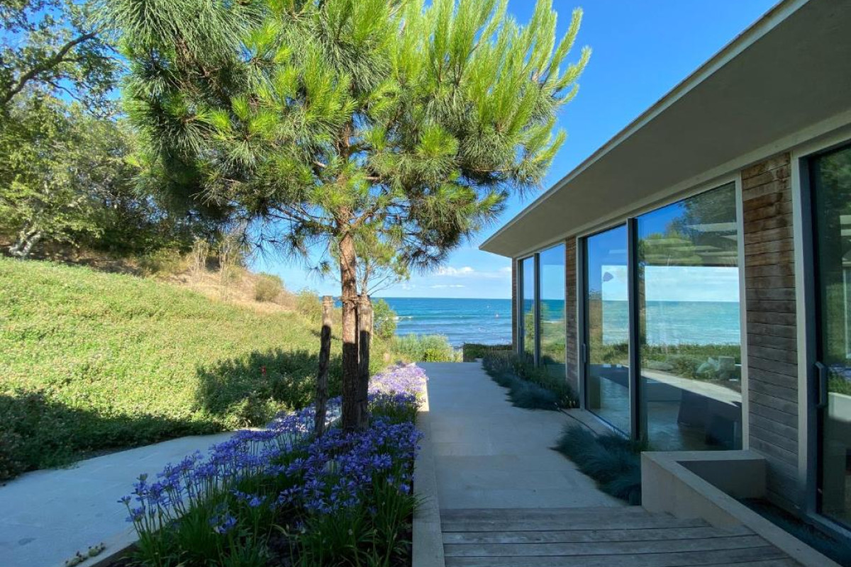 Vaya Beach Resort Irakli