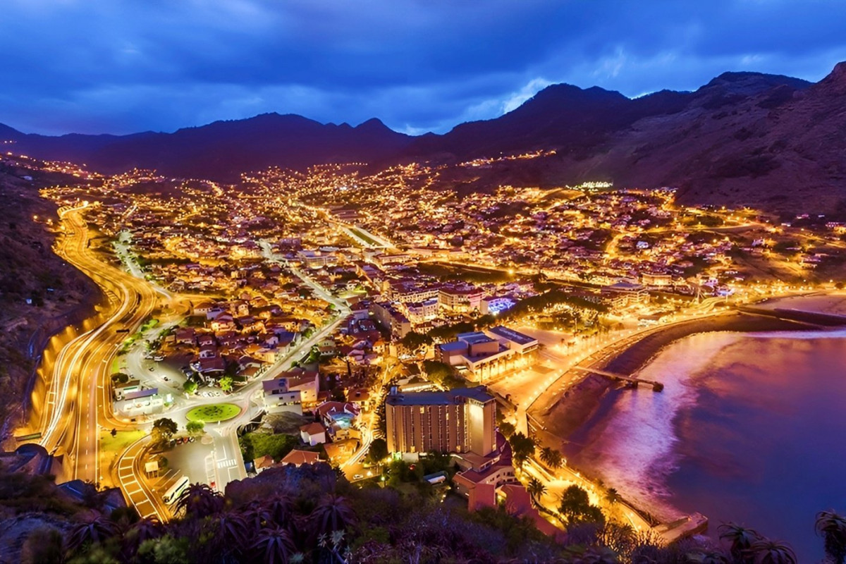 Baia Madeira Hotel - Ocean Beachfront