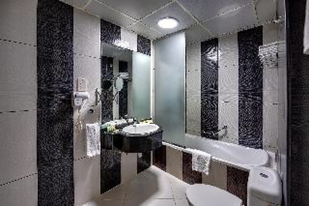 VENDOME PALACE HOTEL