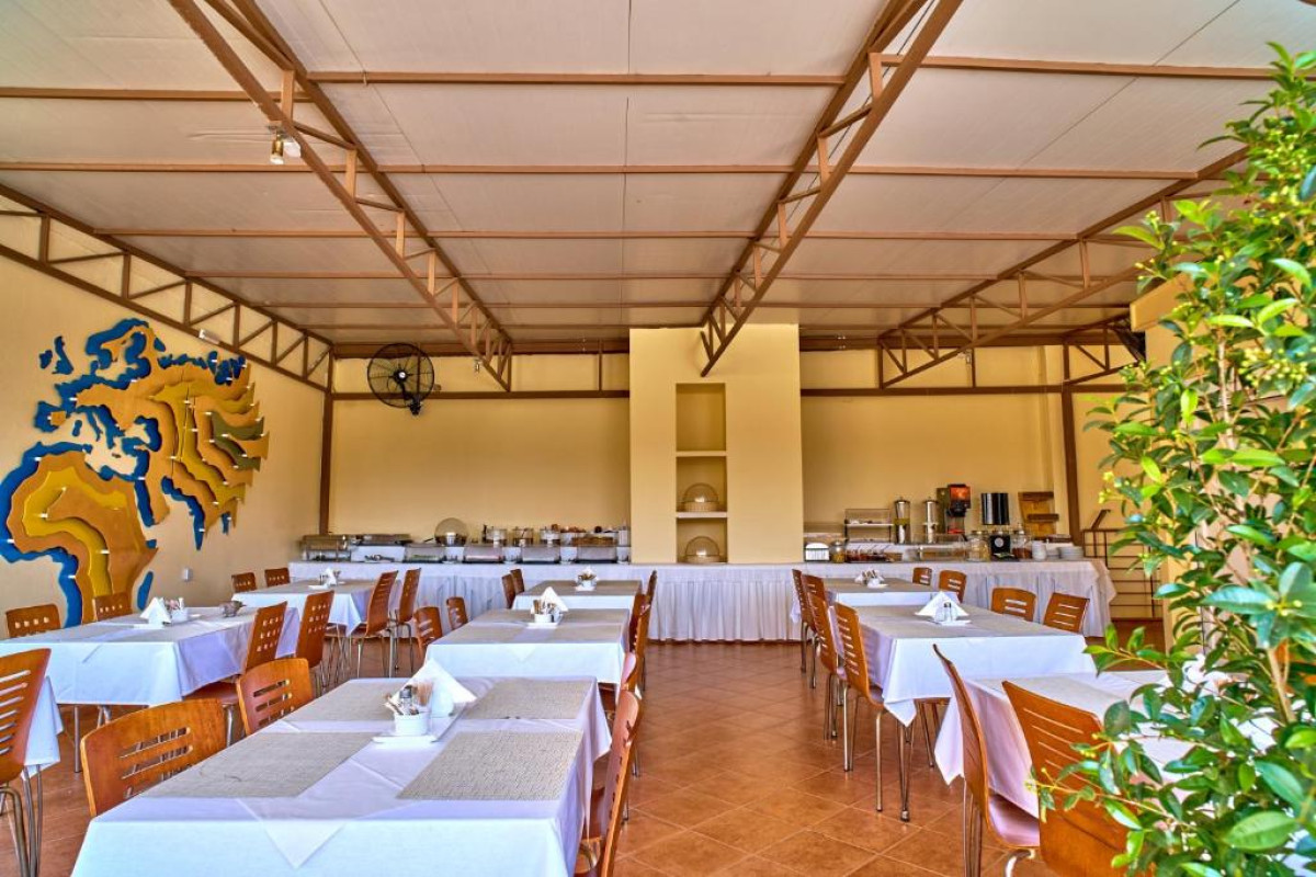 Veronica Hotel