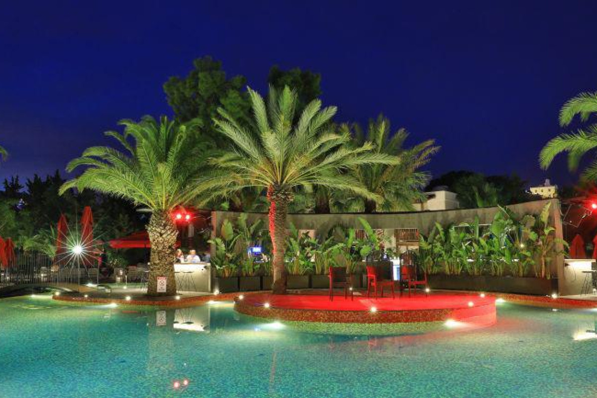 VERY CHIC BODRUM