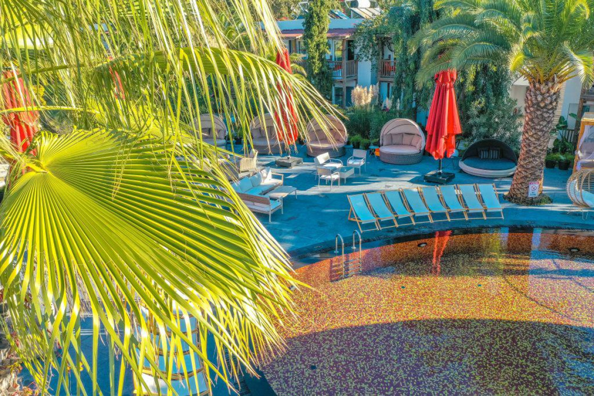 VERY CHIC BODRUM