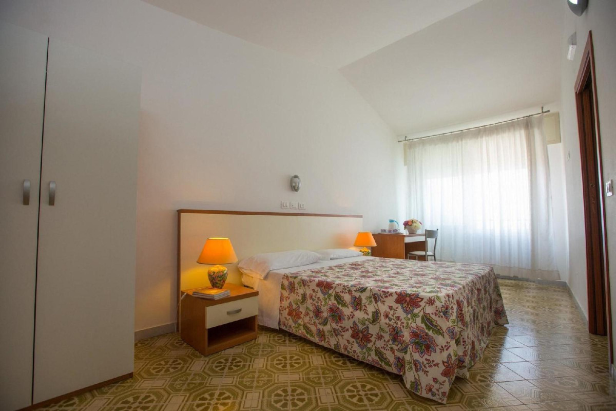 Vesuvian Inn