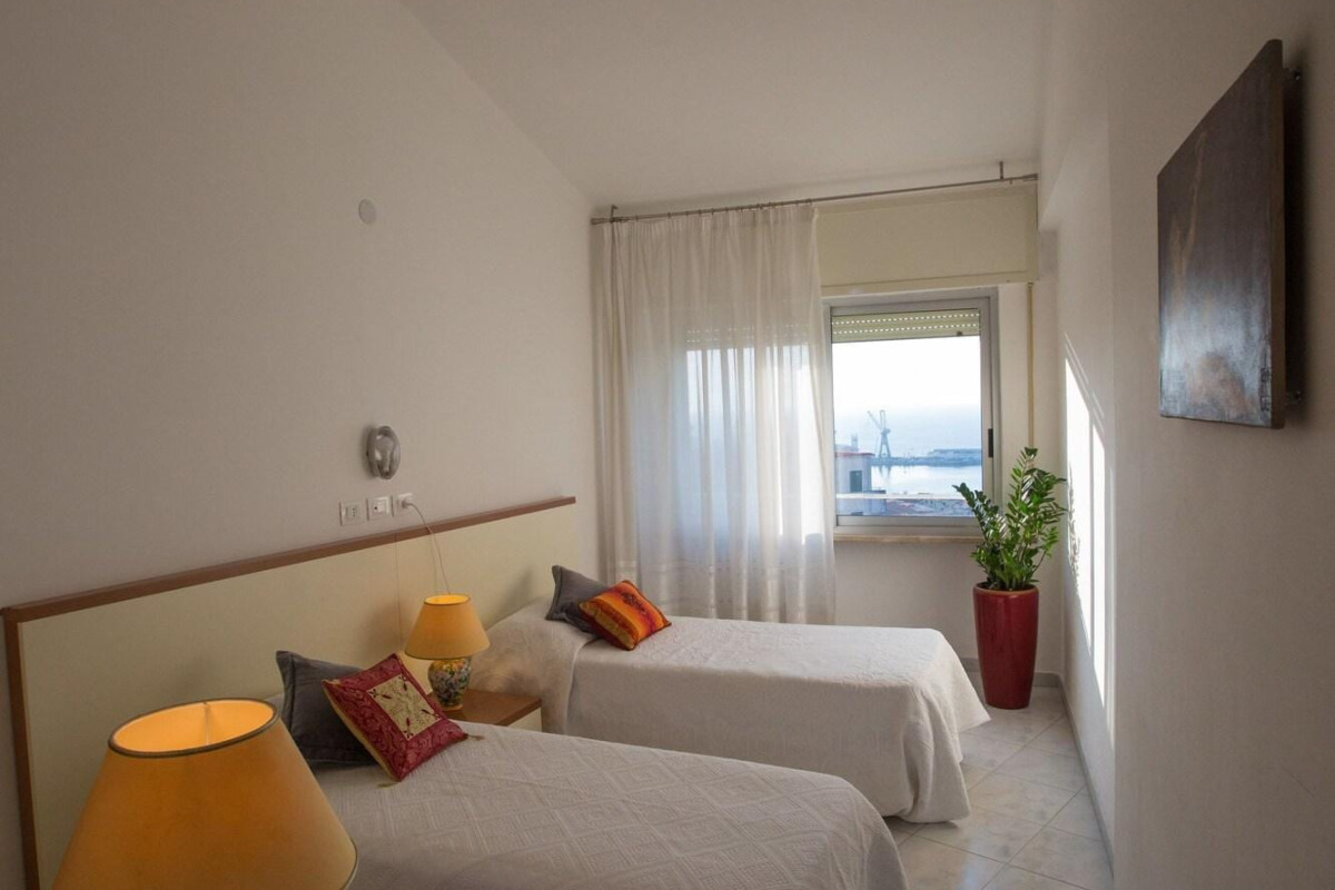 Vesuvian Inn
