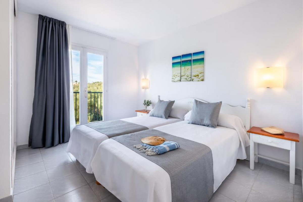 Vibra Caleta Playa Apartments