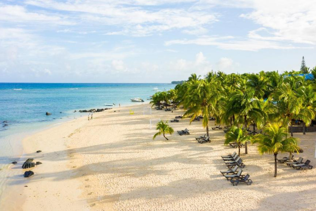 Victoria Beachcomber Resort