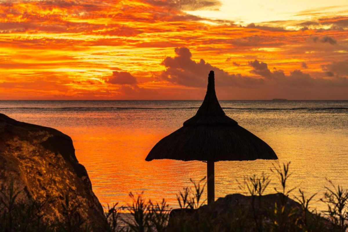 Victoria Beachcomber Resort