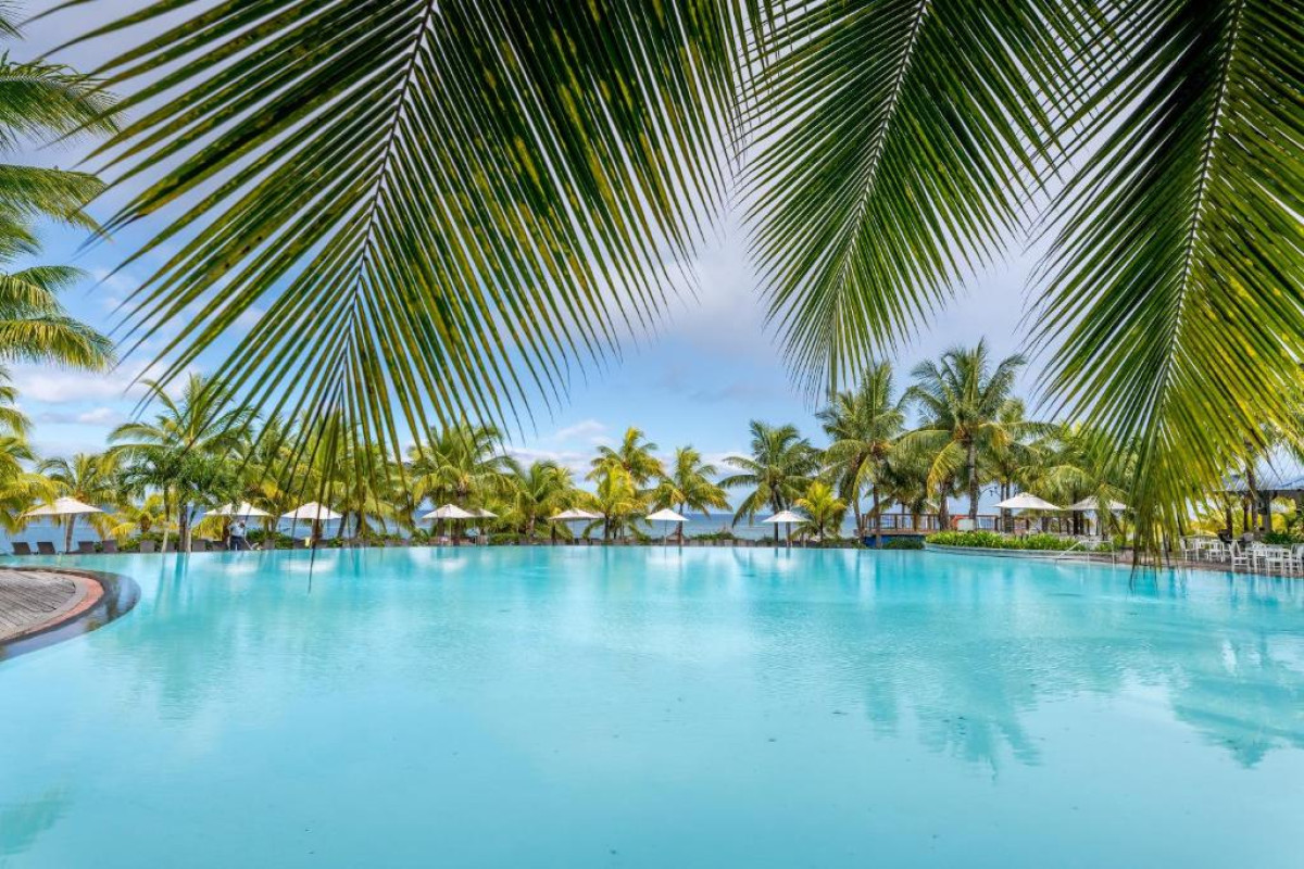Victoria Beachcomber Resort